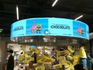 武漢國際廣場izzue等店鋪LED顯示屏、液晶顯示屏